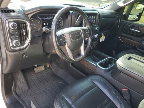 2020 GMC Sierra 2500 Denali