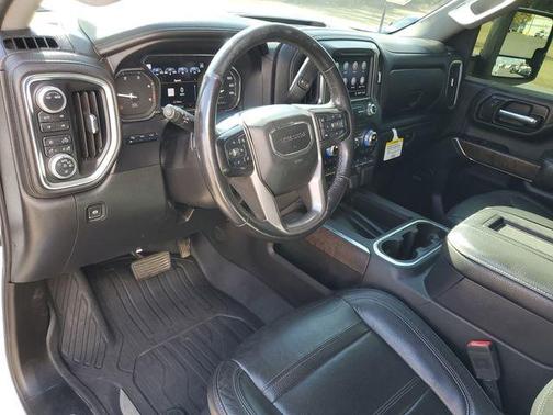 2020 GMC Sierra 2500 Denali