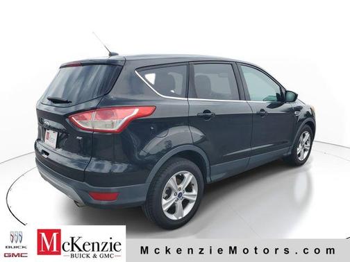 Black 2015 Ford Escape SE