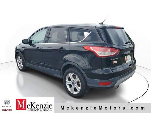 Black 2015 Ford Escape SE