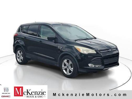 Black 2015 Ford Escape SE