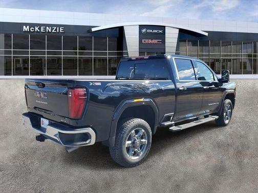 2026 GMC Sierra 3500 SLT