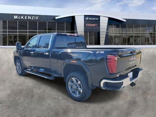2026 GMC Sierra 3500 SLT