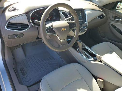 2017 Chevrolet Malibu 1LT