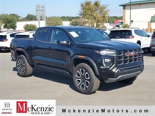 2025 GMC Canyon AT4