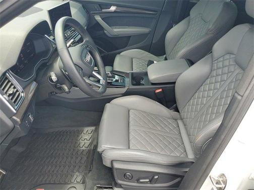 2023 Audi SQ5 3.0T Premium Plus