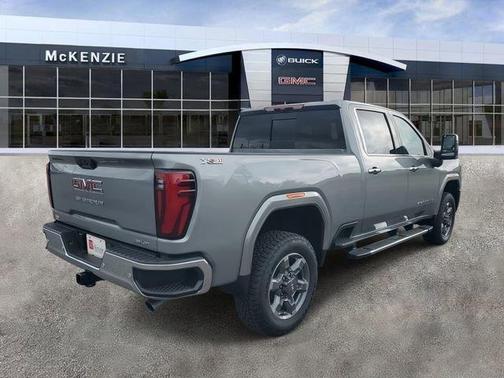 2026 GMC Sierra 3500 SLT