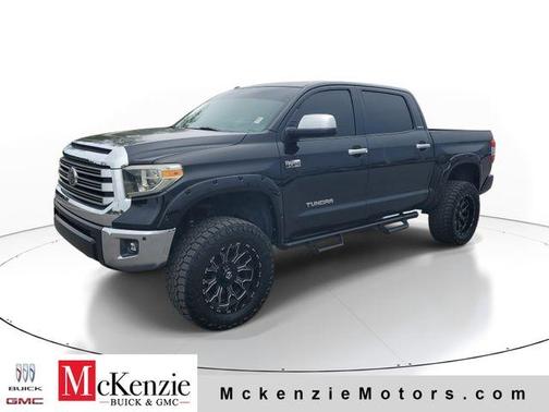 Black 2018 Toyota Tundra SR5