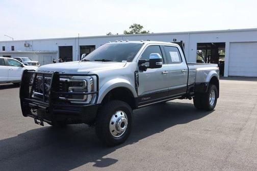 2024 Ford F-450 Platinum