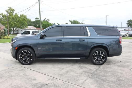 2021 Chevrolet Suburban LT