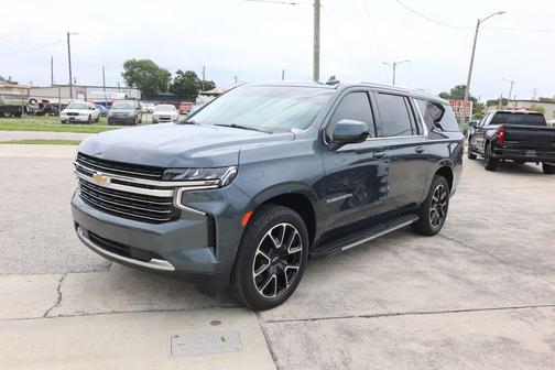 2021 Chevrolet Suburban LT