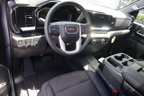 2025 GMC Sierra 1500 SLE
