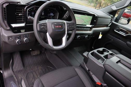 2025 GMC Sierra 2500 SLE