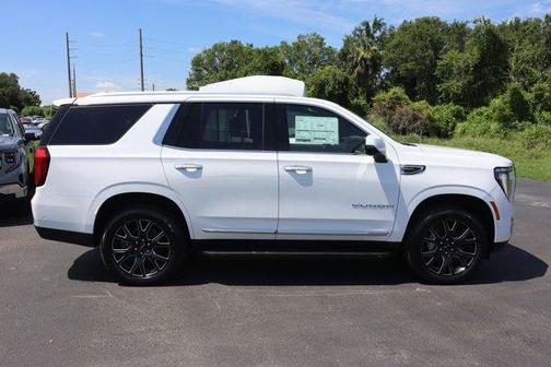 2025 GMC Yukon Elevation