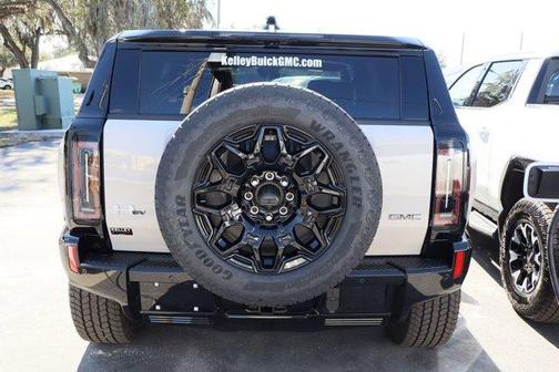 2026 GMC HUMMER EV SUV 2X