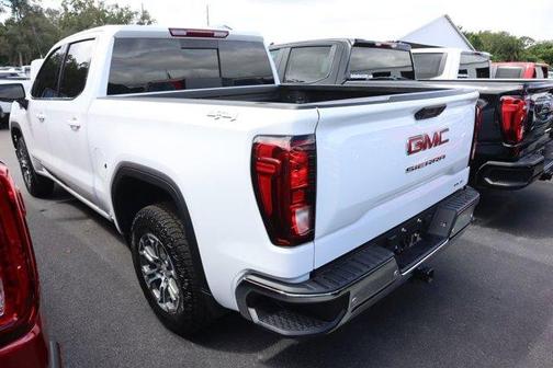 2025 GMC Sierra 1500 SLE