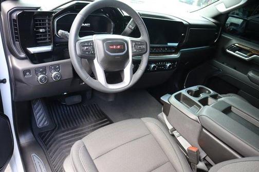 2025 GMC Sierra 1500 SLE