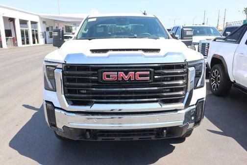 2025 GMC Sierra 2500 Pro