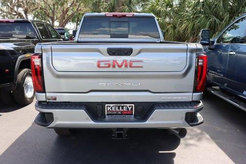 2025 GMC Sierra 2500 Denali