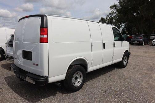 2025 GMC Savana 2500 Work Van