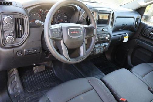 2025 GMC Sierra 2500 Pro