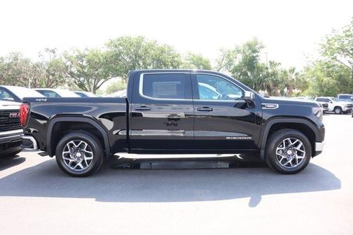 2025 GMC Sierra 1500 SLE