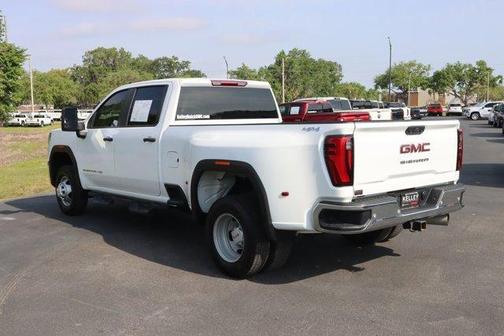 2024 GMC Sierra 3500 Pro