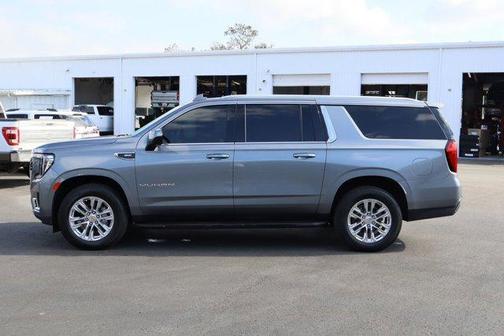 2022 GMC Yukon XL SLE
