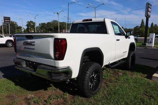 2025 GMC Sierra 1500 Pro