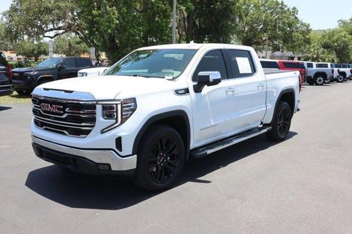 2022 GMC Sierra 1500 SLT