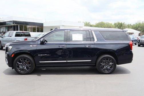 Midnight Blue Metallic 2023 GMC Yukon XL Denali