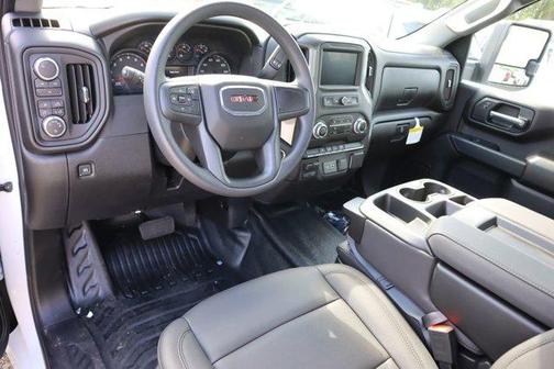 2025 GMC Sierra 2500 Pro