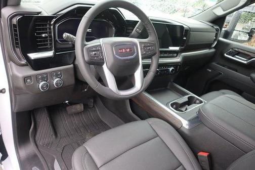 2025 GMC Sierra 2500 SLT