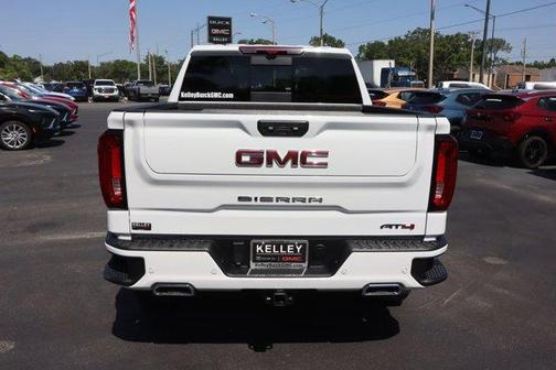 2025 GMC Sierra 1500 AT4