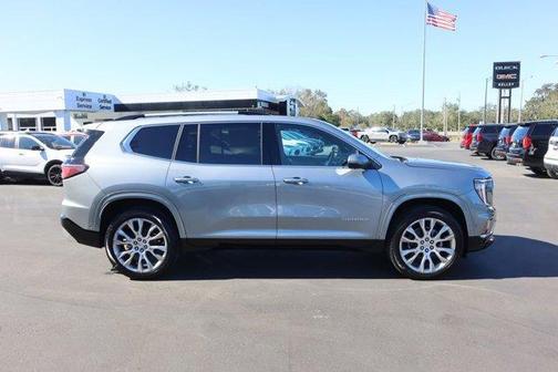 2025 GMC Acadia Denali