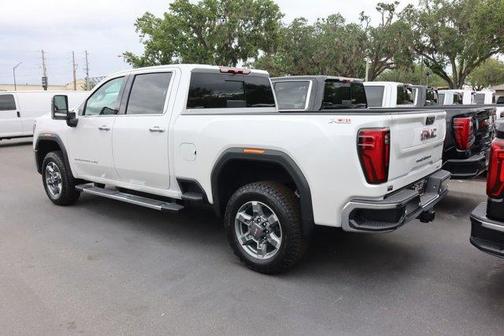2025 GMC Sierra 2500 SLT