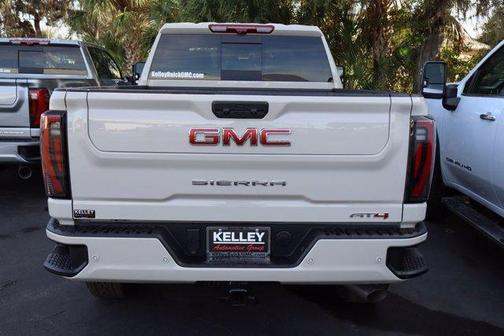 2026 GMC Sierra 2500 AT4