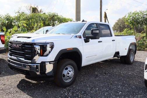 2026 GMC Sierra 3500 Pro