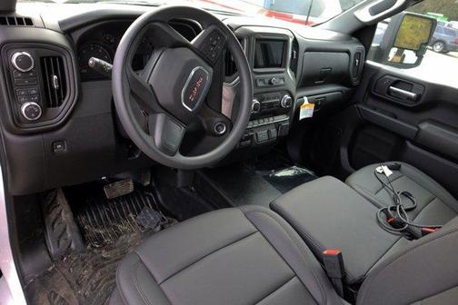 2026 GMC Sierra 3500 Pro