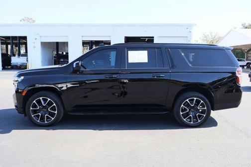 2023 Chevrolet Suburban RST