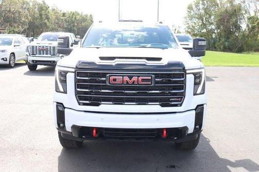 2025 GMC Sierra 2500 AT4