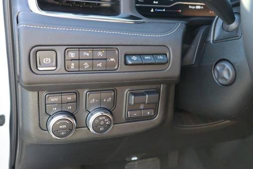 2024 GMC Yukon XL Denali Ultimate
