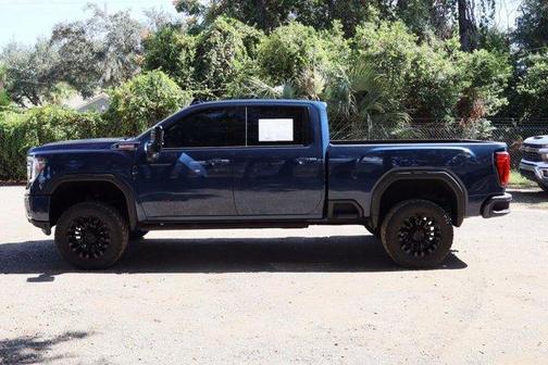 2022 GMC Sierra 2500 AT4