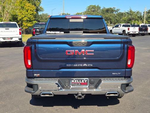 2022 GMC Sierra 1500 Limited SLT