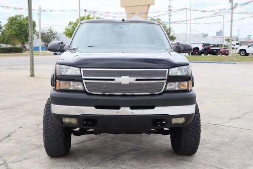 2005 Chevrolet Silverado 2500 LS H/D Crew Cab