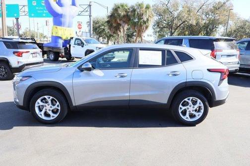 2024 Chevrolet Trax LS