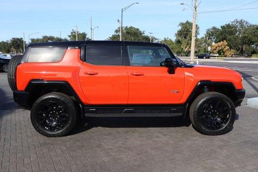 2026 GMC HUMMER EV SUV 2X