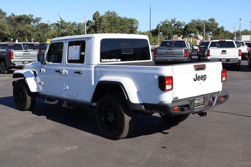 2025 Jeep Gladiator Sport