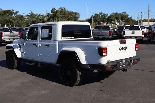 2025 Jeep Gladiator Sport