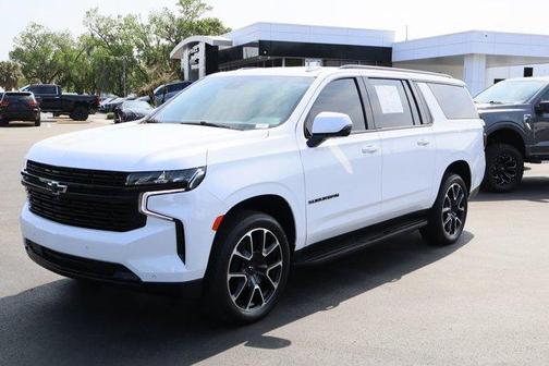 2023 Chevrolet Suburban RST